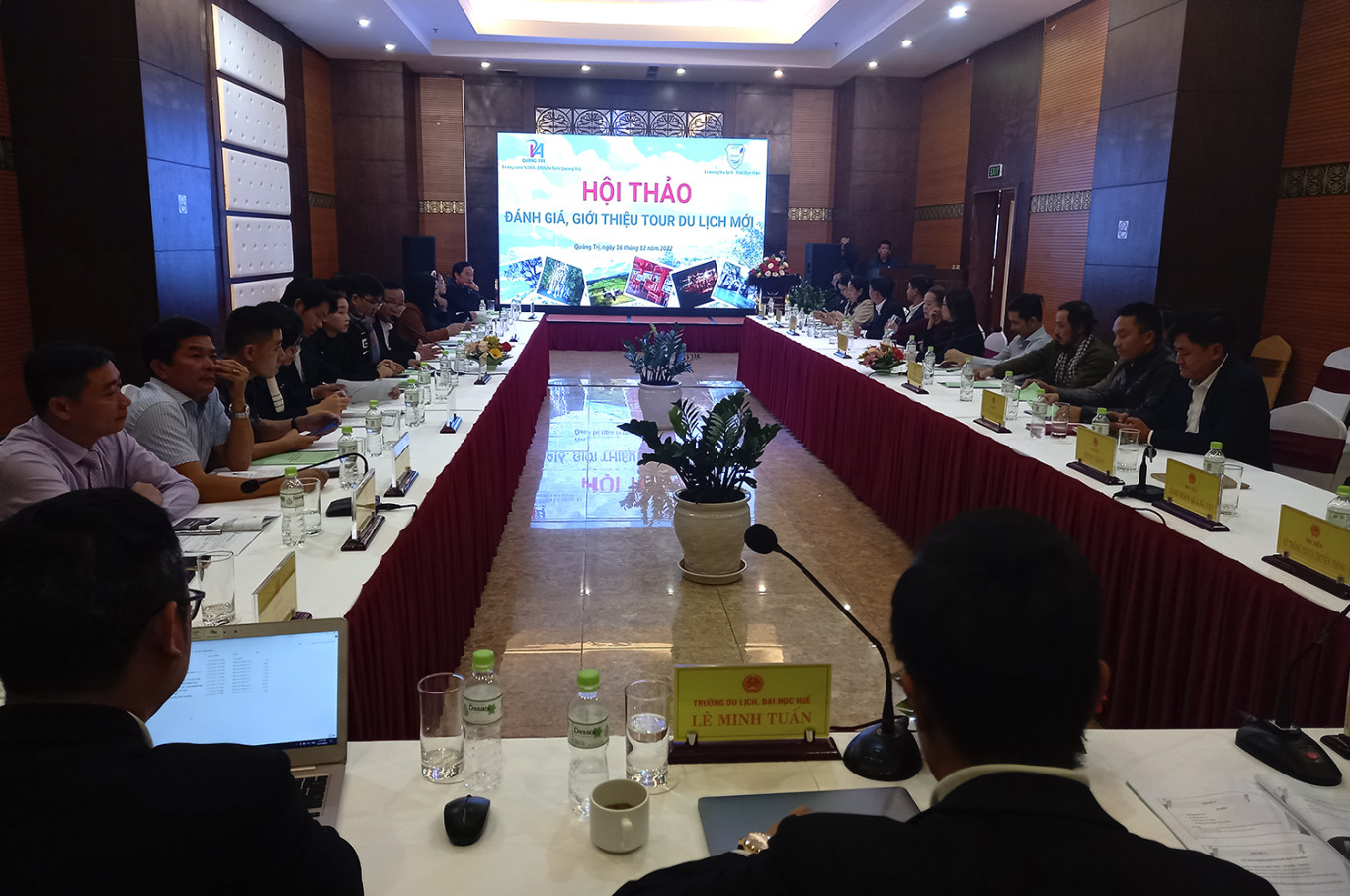 Hội thảo đ&aacute;nh gi&aacute;, giới thiệu sản phẩm tour du lịch mới ở Quảng Trị ng&agrave;y 16/12/2022 tại Tp. Đ&ocirc;ng H&agrave;